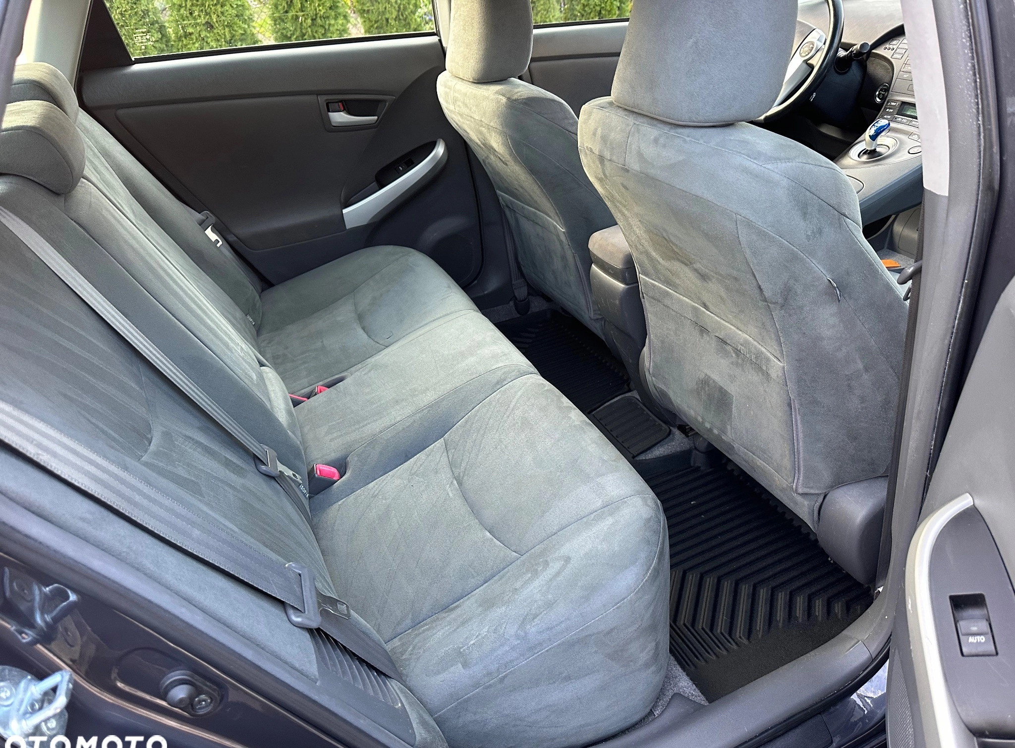Toyota Prius cena 40900 przebieg: 185000, rok produkcji 2011 z Twardogóra małe 781